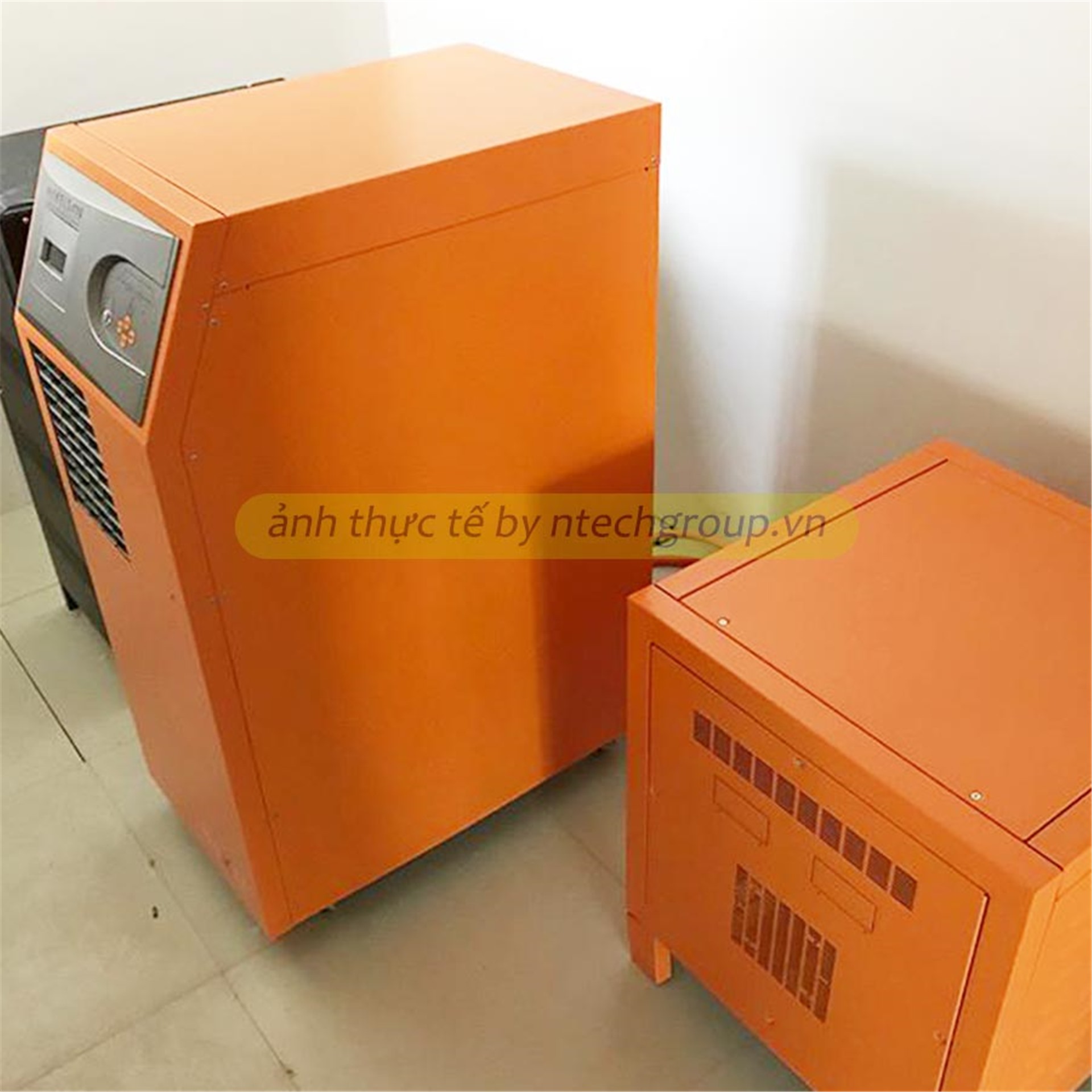 Bộ Lưu Điện UPS Online Makelsan Boxer 40kVA 3:3 Phase