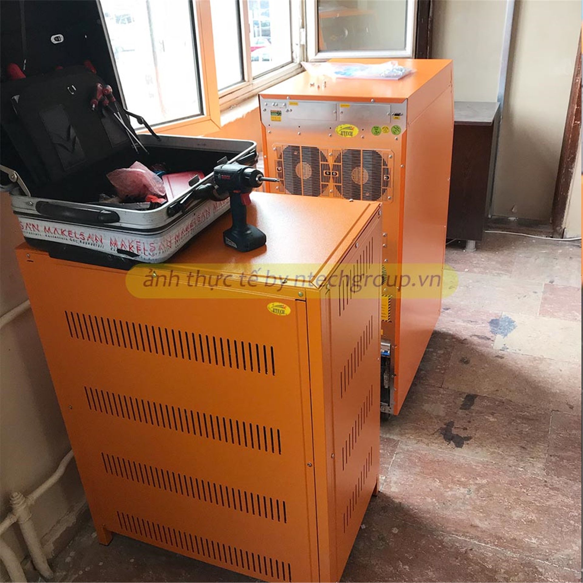 Bộ Lưu Điện UPS Online Makelsan Boxer 40kVA 3:3 Phase